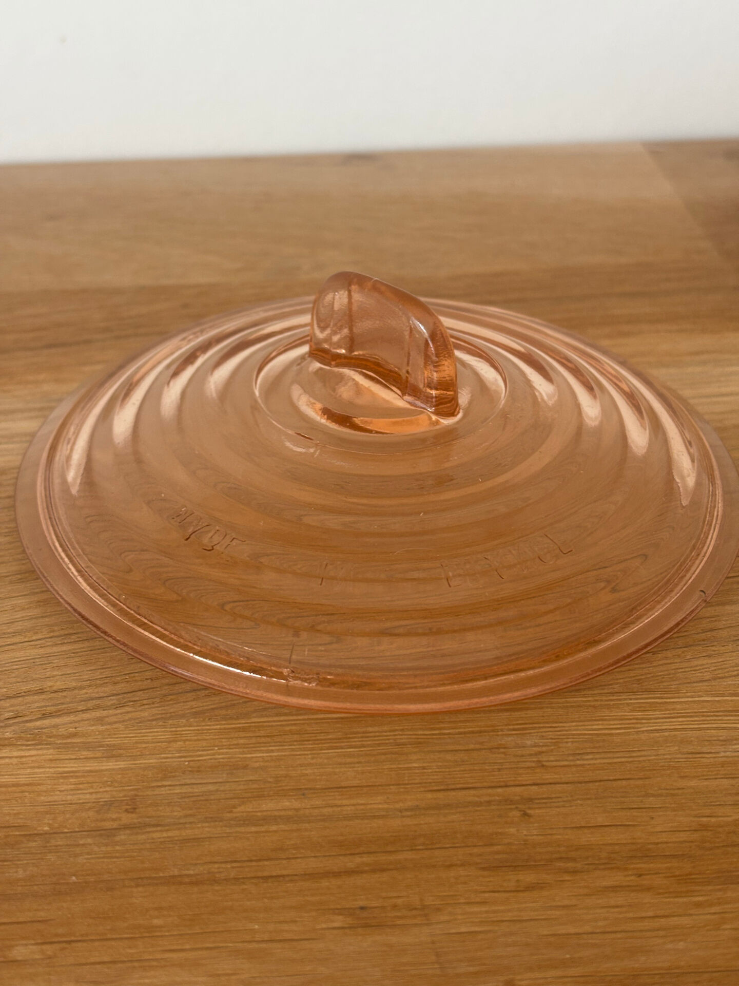 Sucrier en verre rose