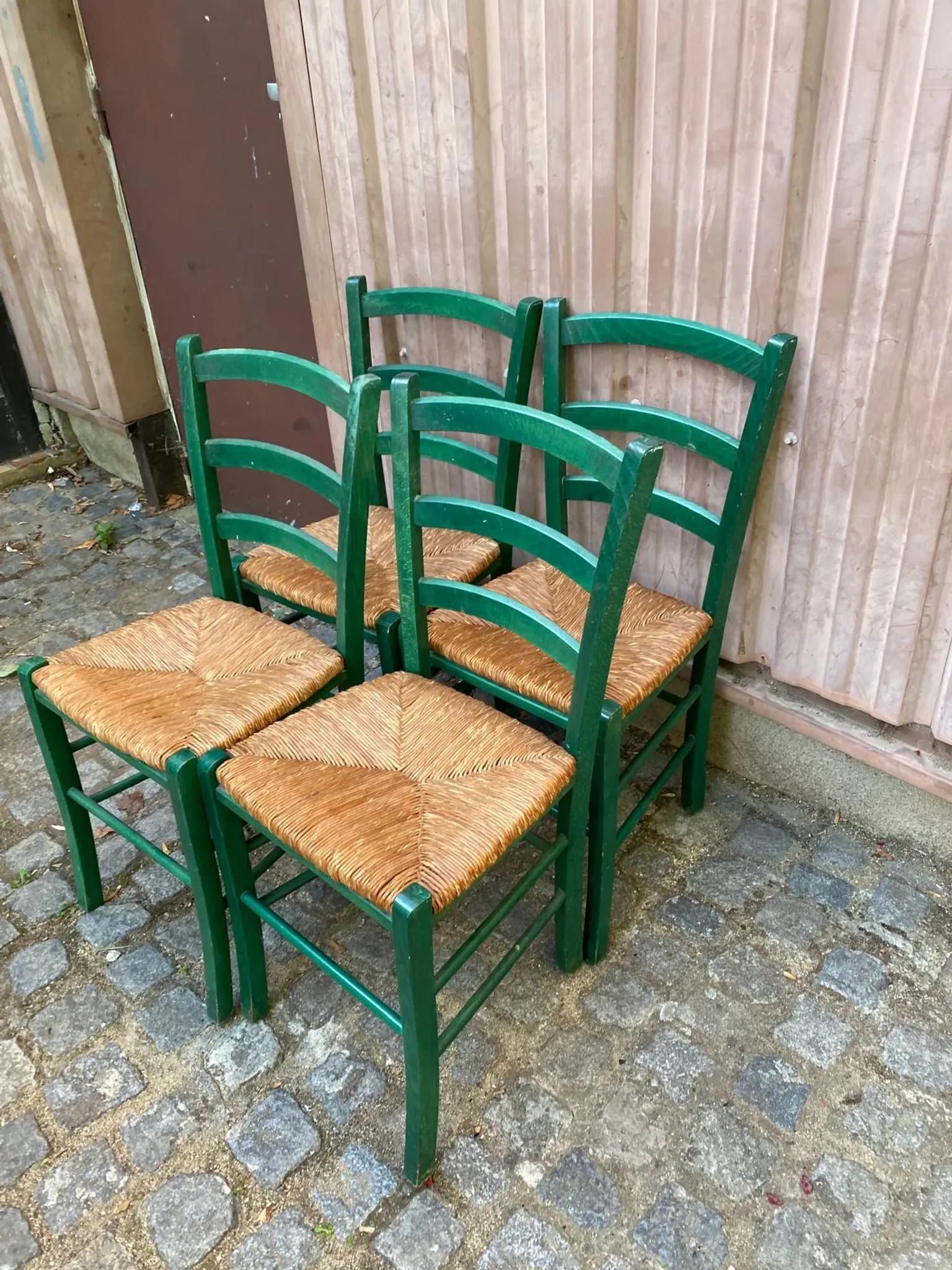 4 solid wood green straw chairs in Bistrot Campagne style from the 1980s.