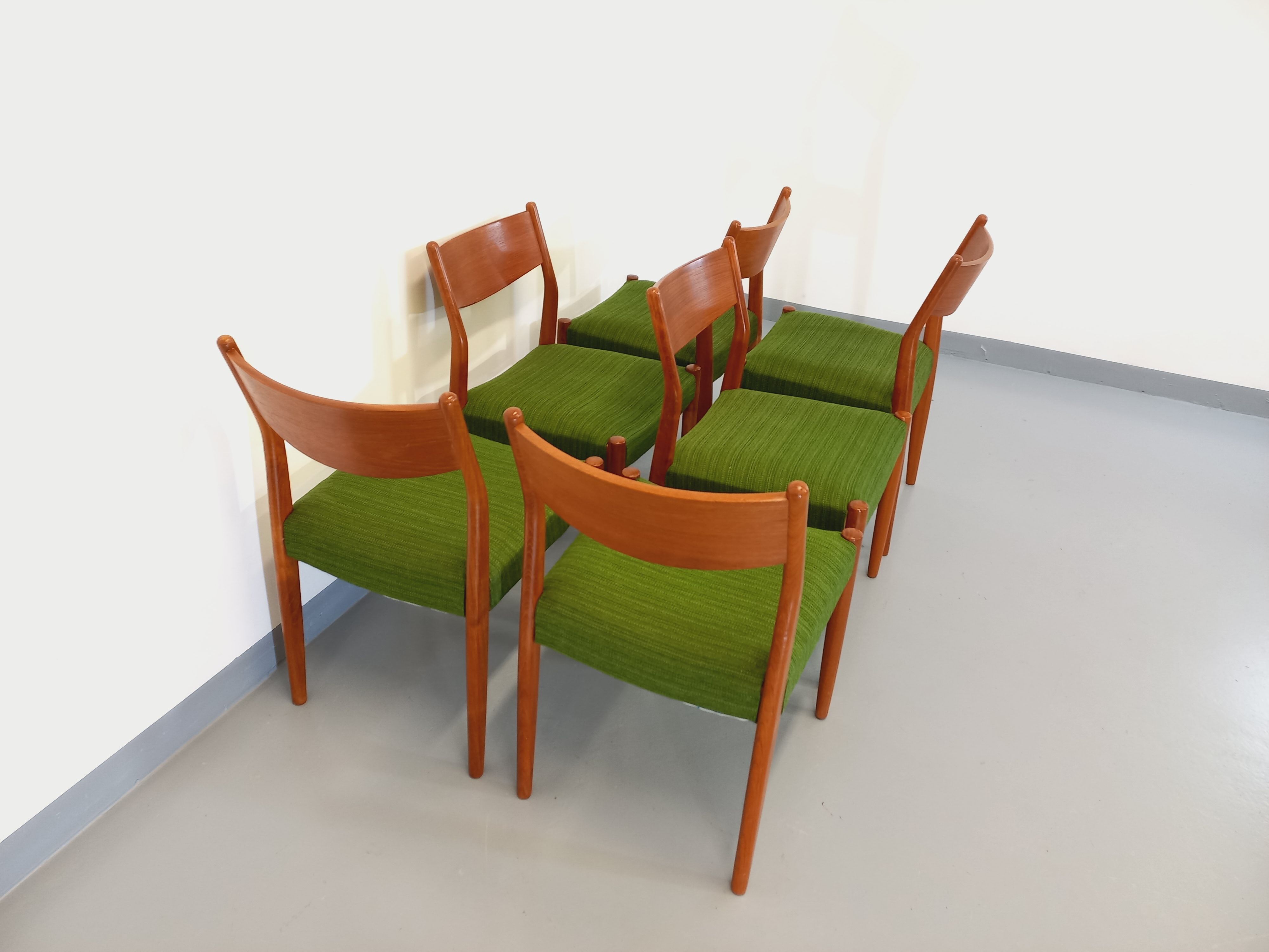 Suite of 6 scandinavian chairs Cees Braakman 50/60s