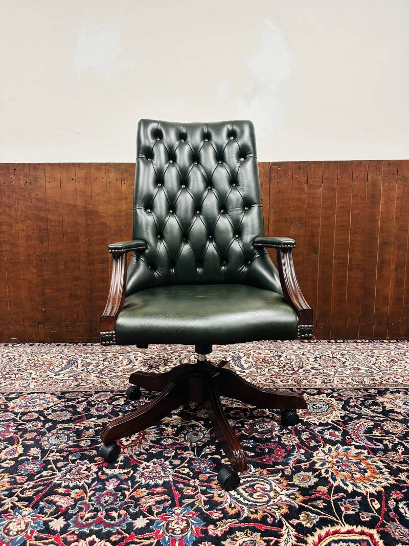 English Green Chesterfield Office Chair Desk chair green