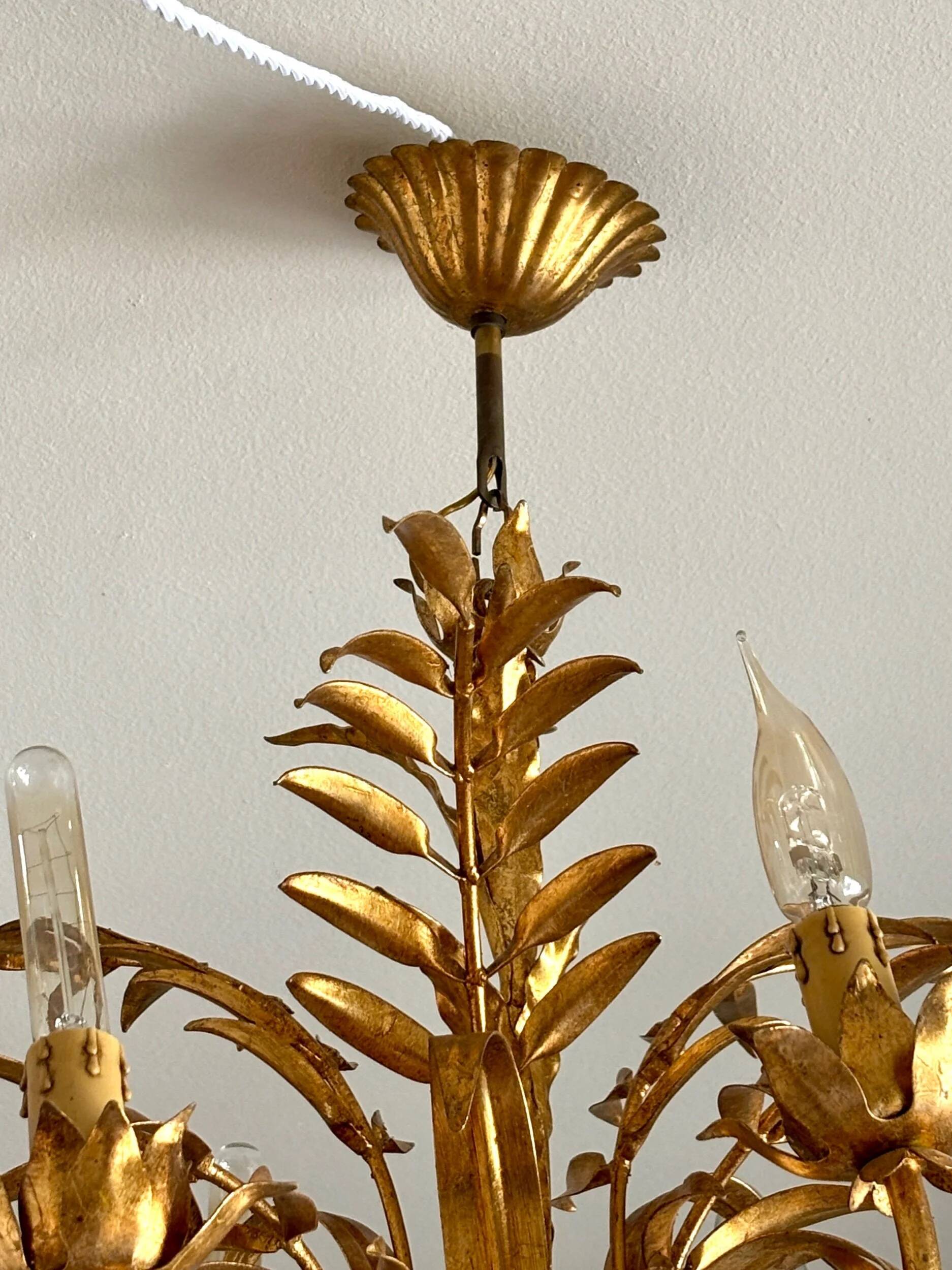 6-light chandelier in gold metal