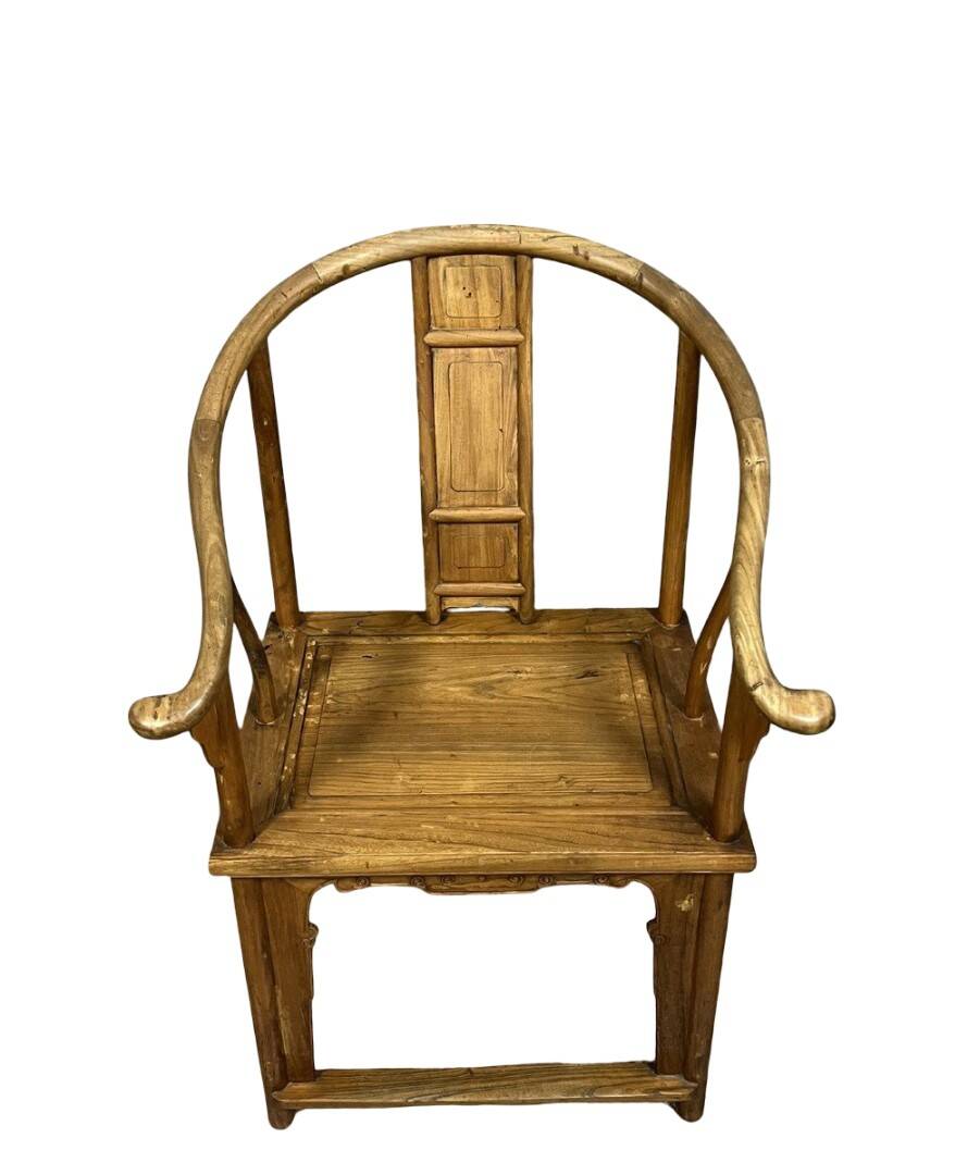 China 20th century: Horseshoe-shaped armchair in natural wood