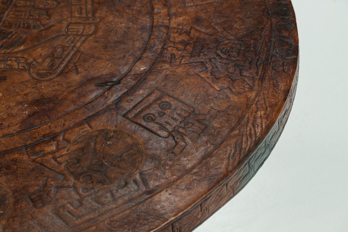 Angel Pazmino round coffee table Muebles de Estilo Ecuador 1960