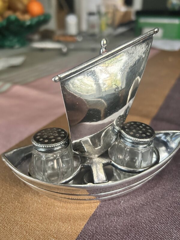 Voilier salière poivrier Cristofle collection Gallia en métal argenté RARE
