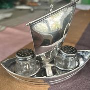 RARE silver-plated salt and pepper shaker set by Cristofle, Gallia collection
