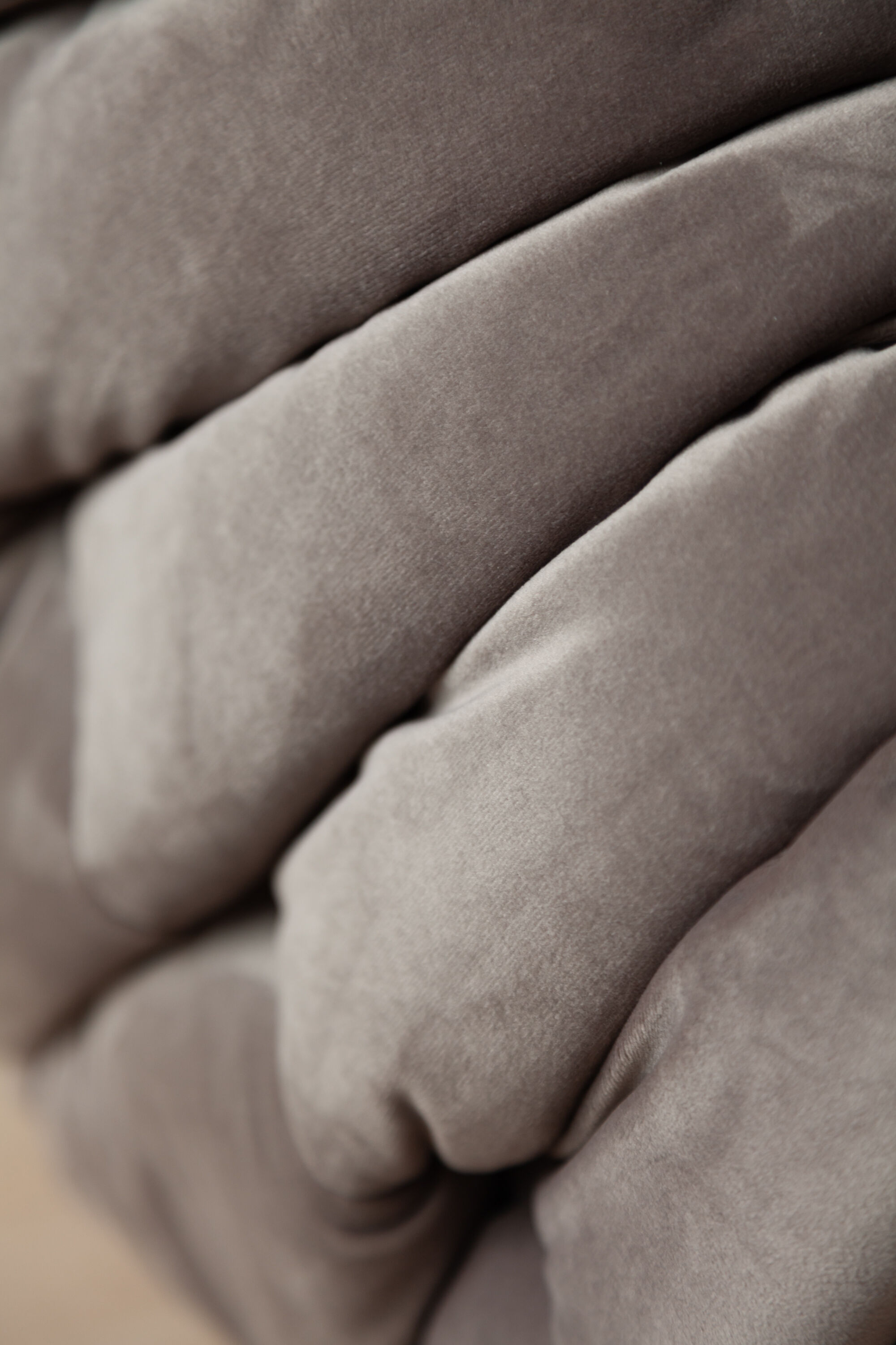 Togo set in pink velvet model designed by Michel Ducaroy 1973