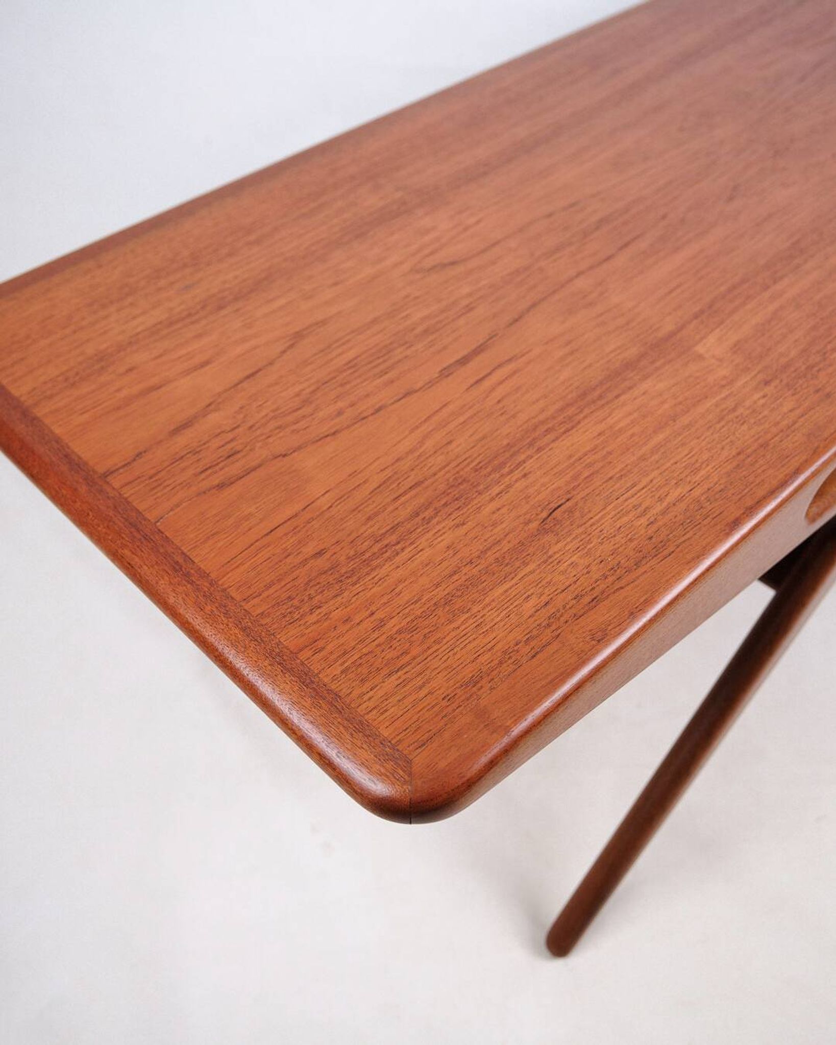 Table basse - Modèle "Smilet" - teck - Johannes Andersen - CFC Silkeborg - années 1960