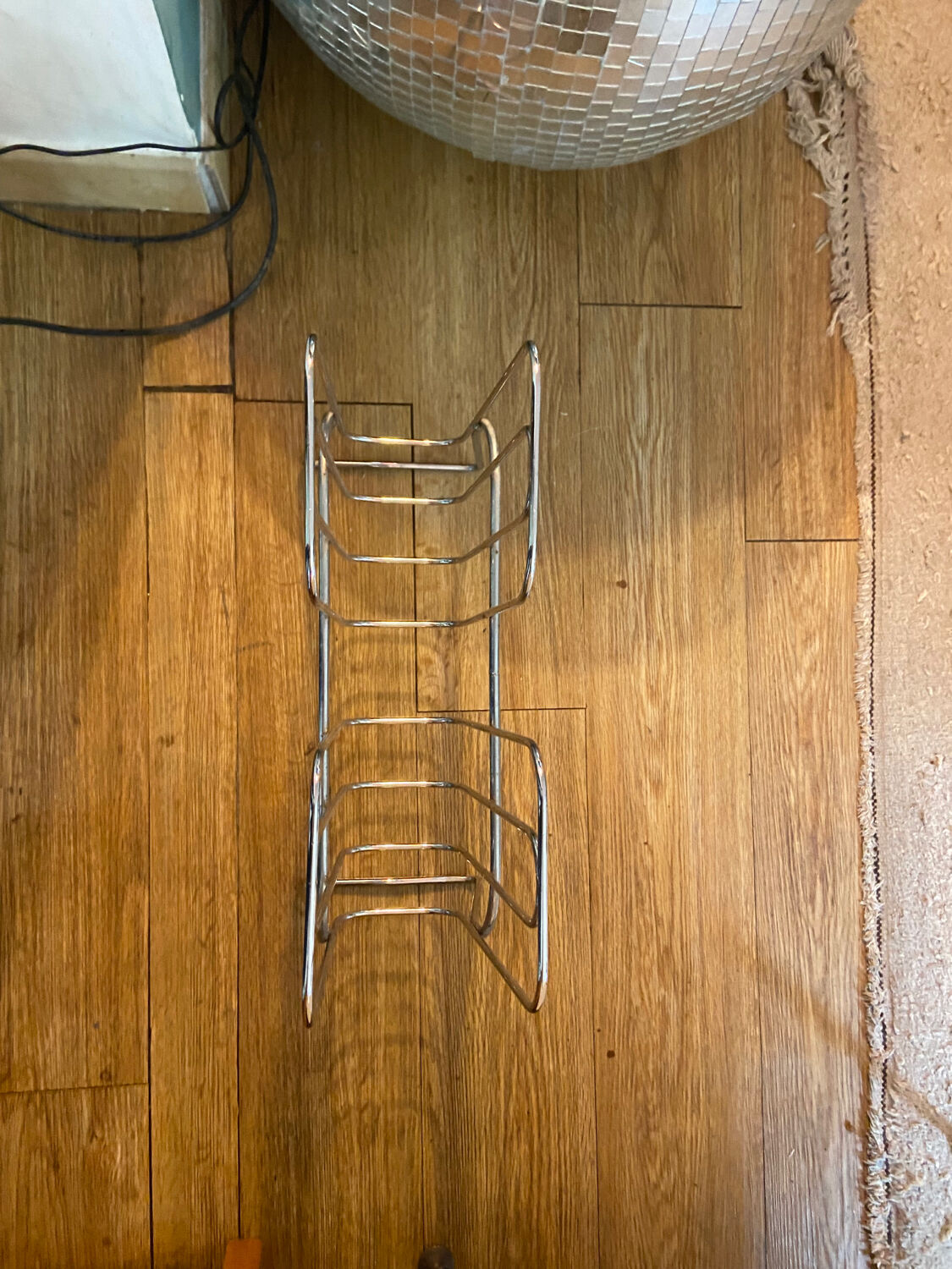 Chrome magazine holder 70s-80s