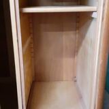 Compass feet cabinet