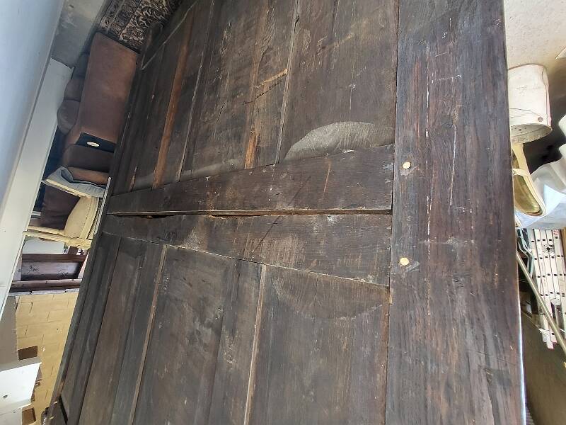 Armoire louis xiv en chene du xviii ème siecle