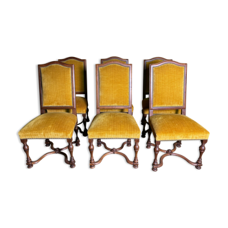 Suite de 6 chaises noyer et velours jaune style Louis XIV