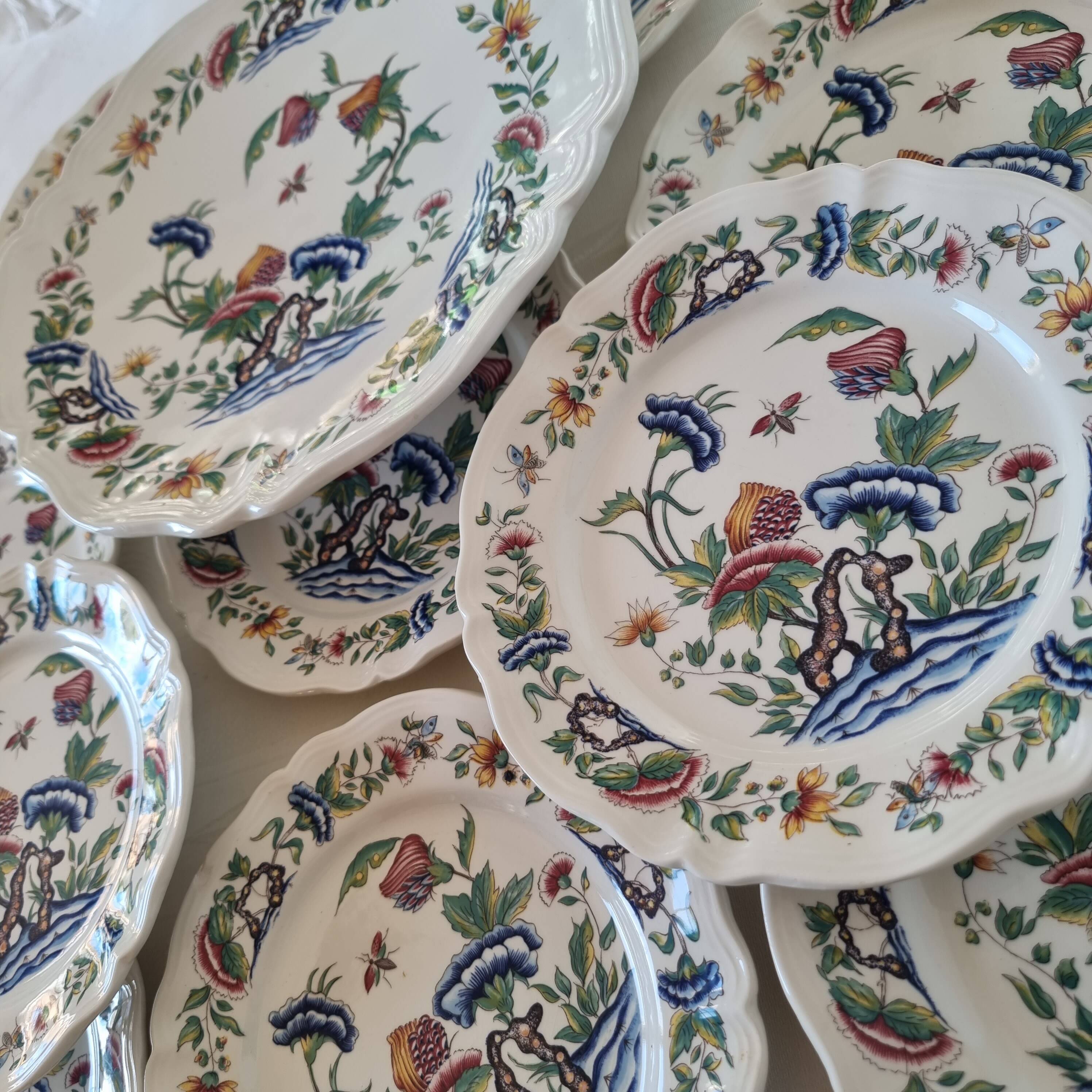 Roeun dessert plate set in French Sarreguemine porcelain