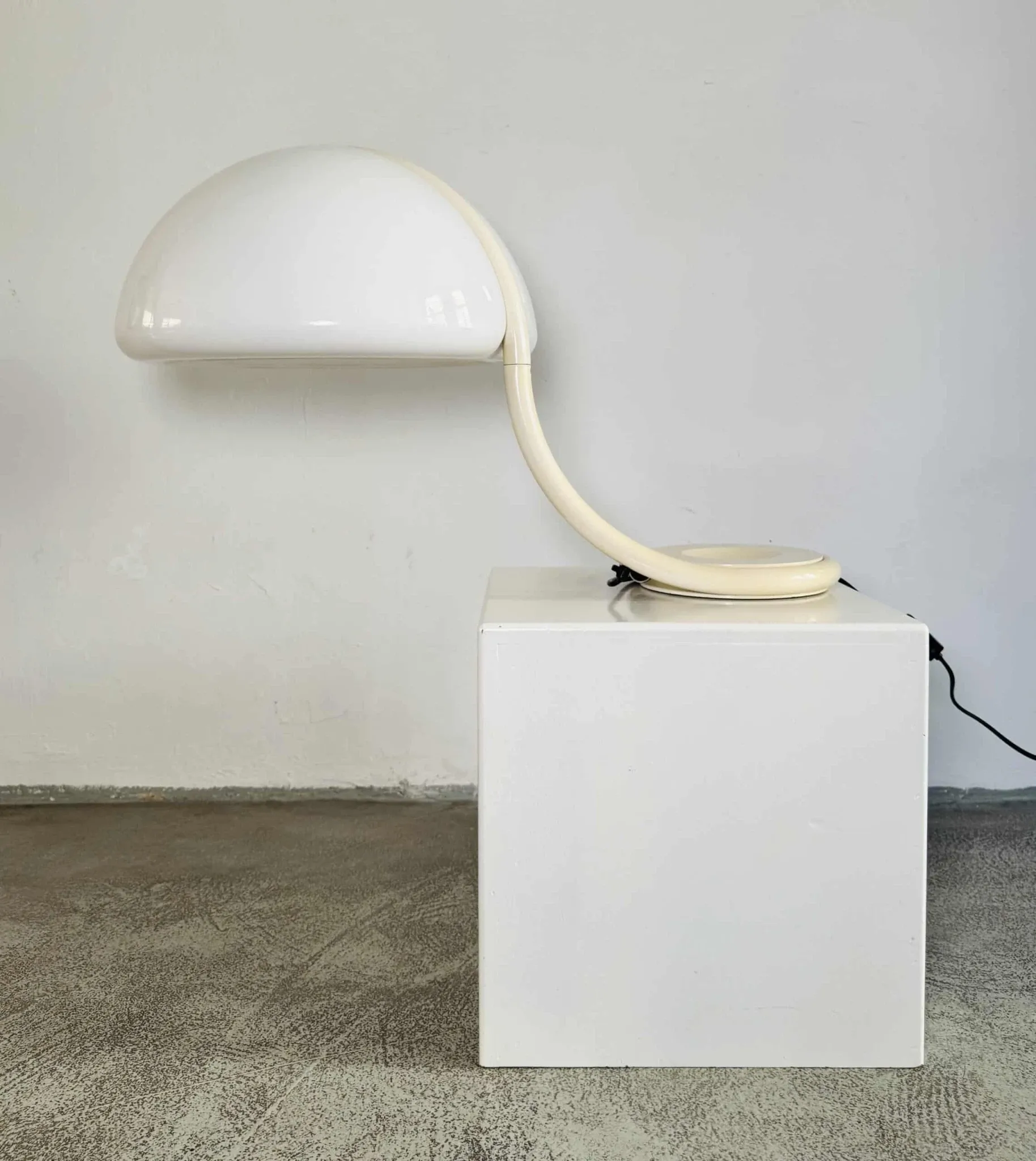 Serpente Swivel Table Lamp By Elio Martinelli For Martinelli Luce, Italy, 1965
