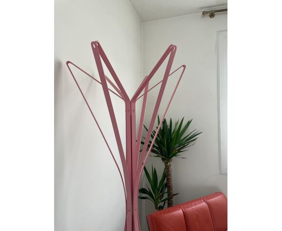 Zanotta coat rack in pink steel 4 branches