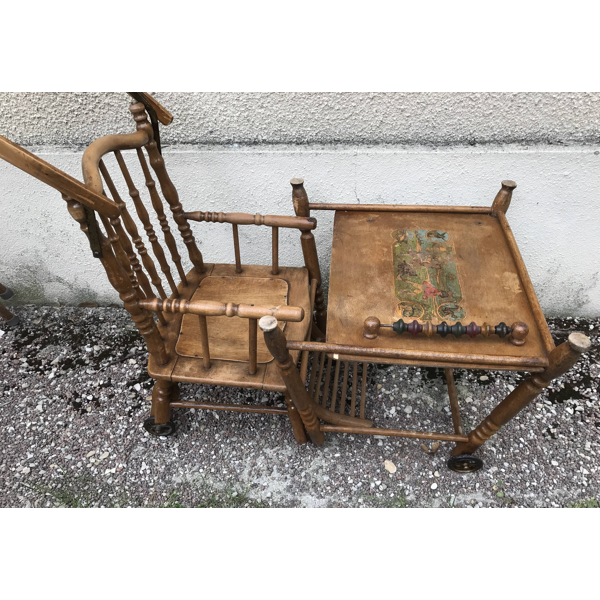 Chaise haute bébé Baumann ancienne bois transformable en petit bureau