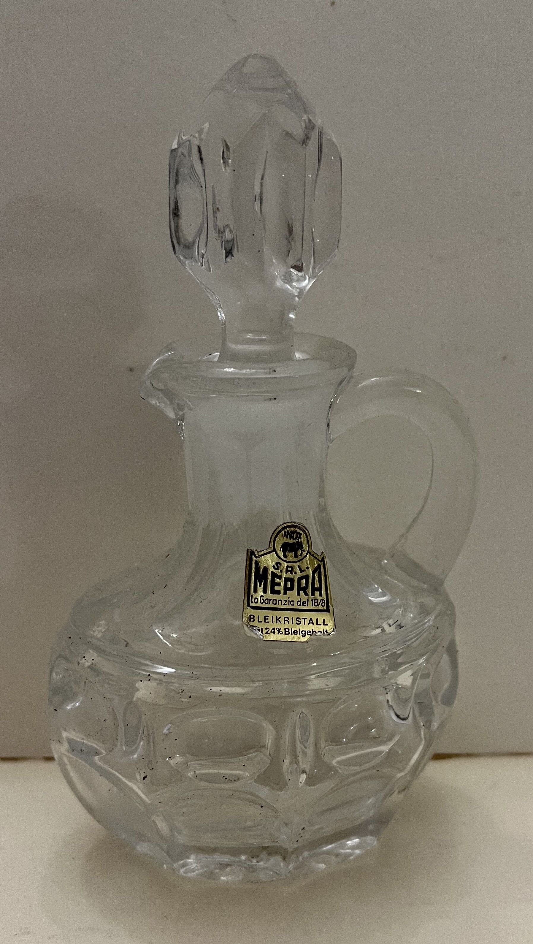 Crystal vinegar oiler