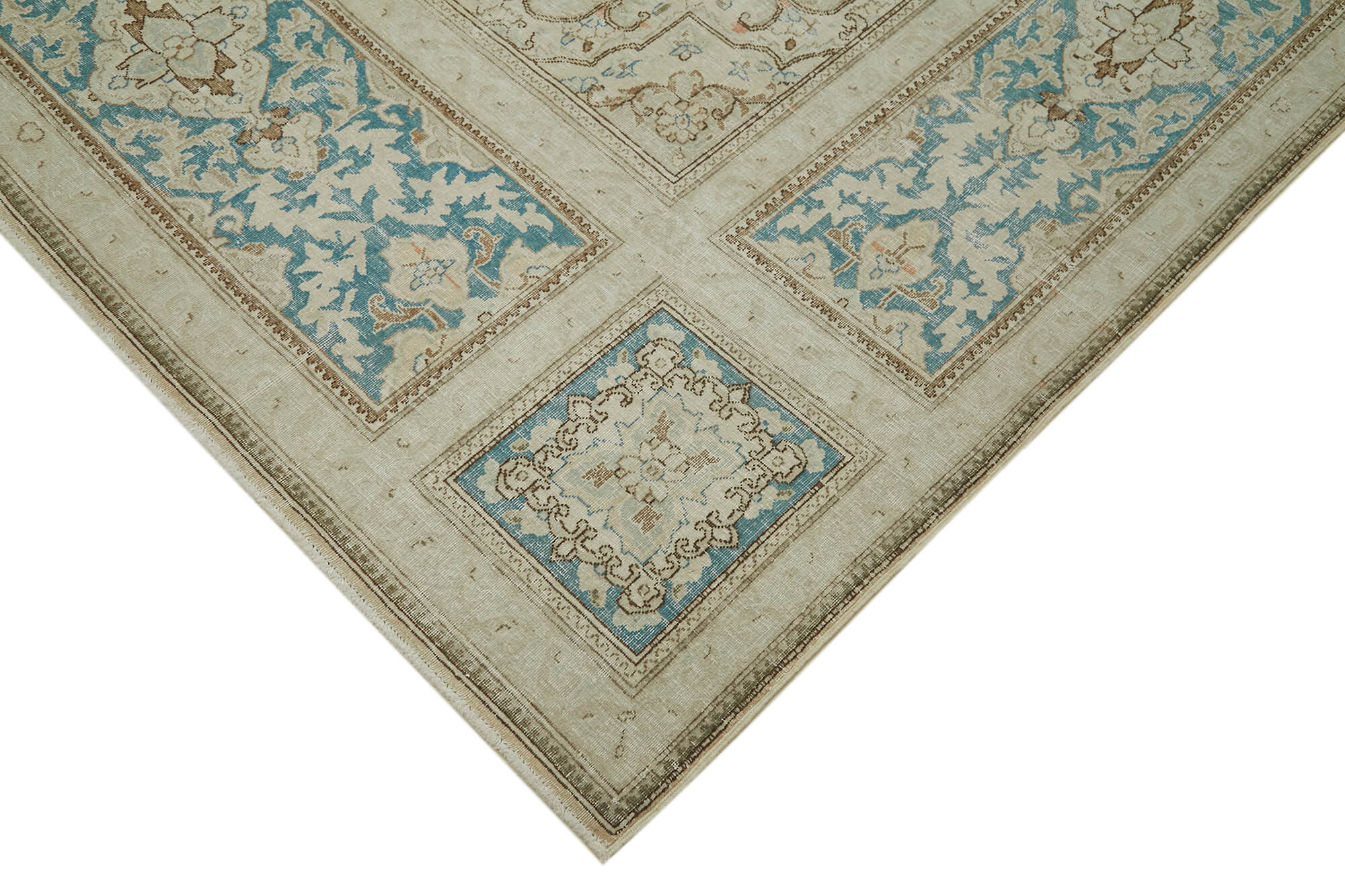Handmade oriental contemporary 1980s 294 cm x 404 cm beige wool carpet