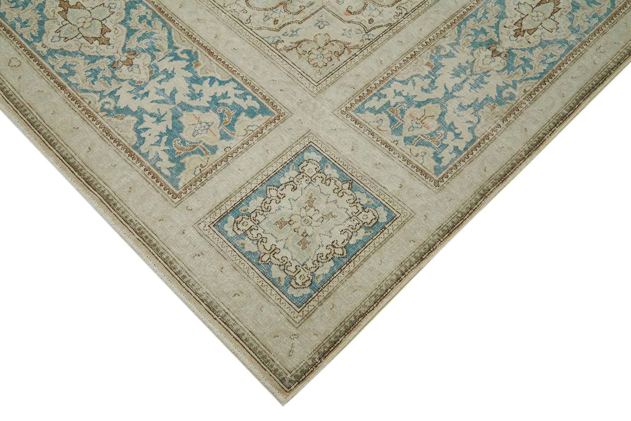 Handmade oriental contemporary 1980s 294 cm x 404 cm beige wool carpet
