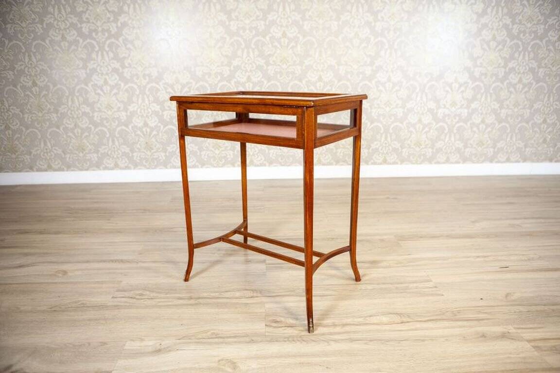 Vintage Side Table in Mahogany