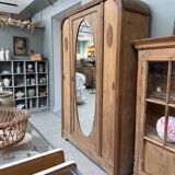 Art Deco oak wardrobe (renovated)