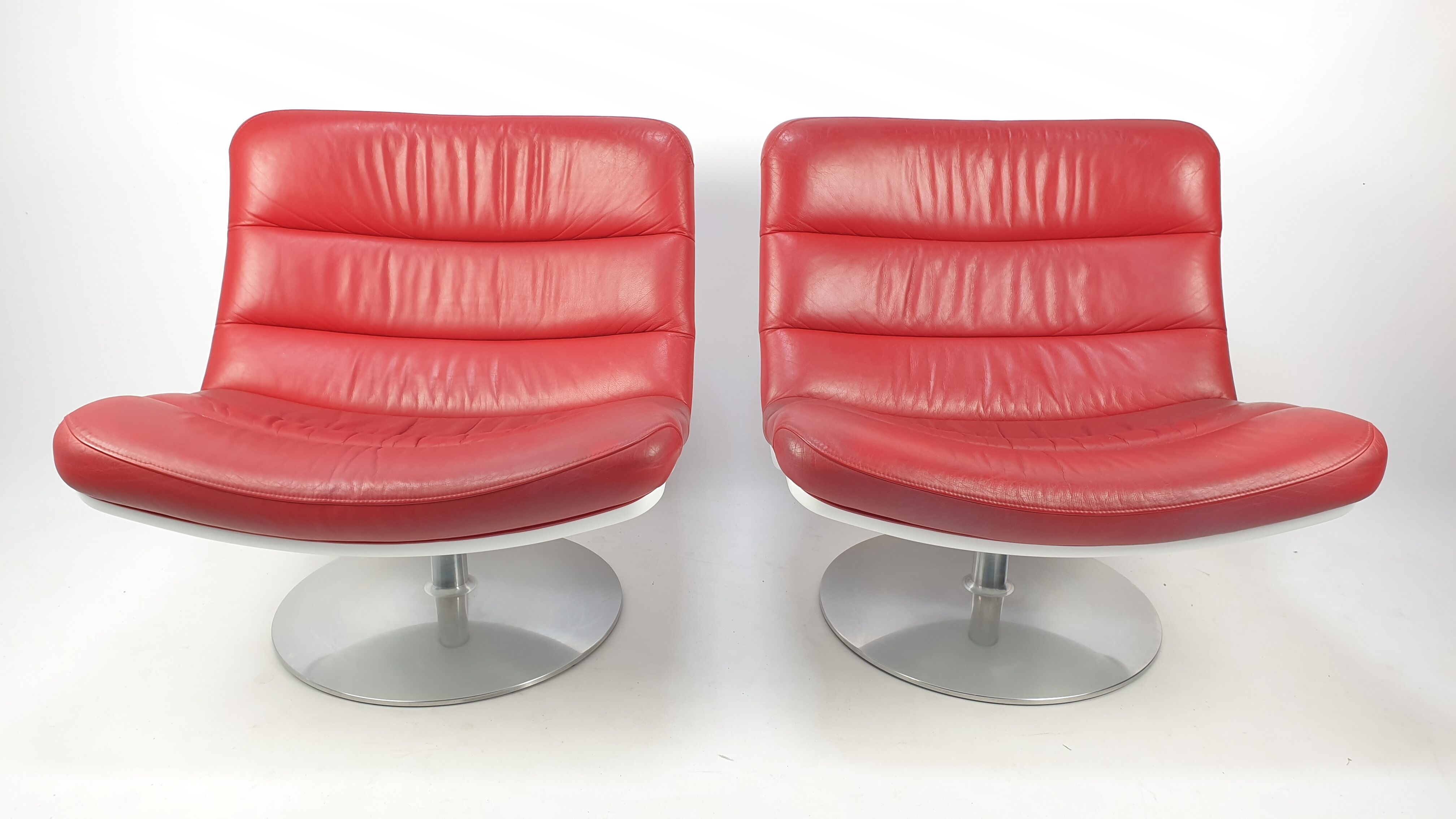 Model F978 lounge chair by Geoffrey Harcourt for Artifort, 1990s