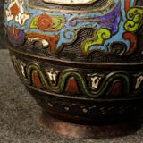 Pair of oriental metal vases from XXth century