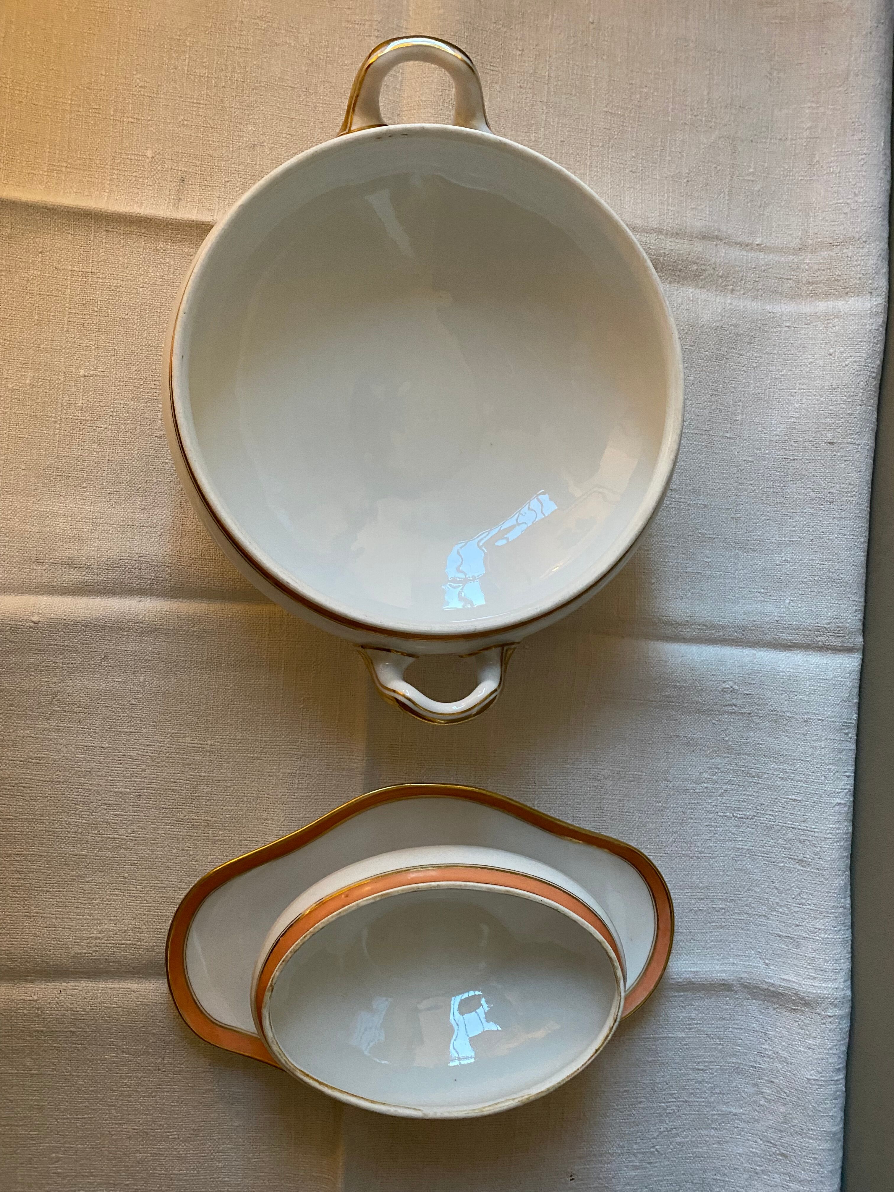 Two dishes in salmon pink porcelain and circa 1900 gold edge