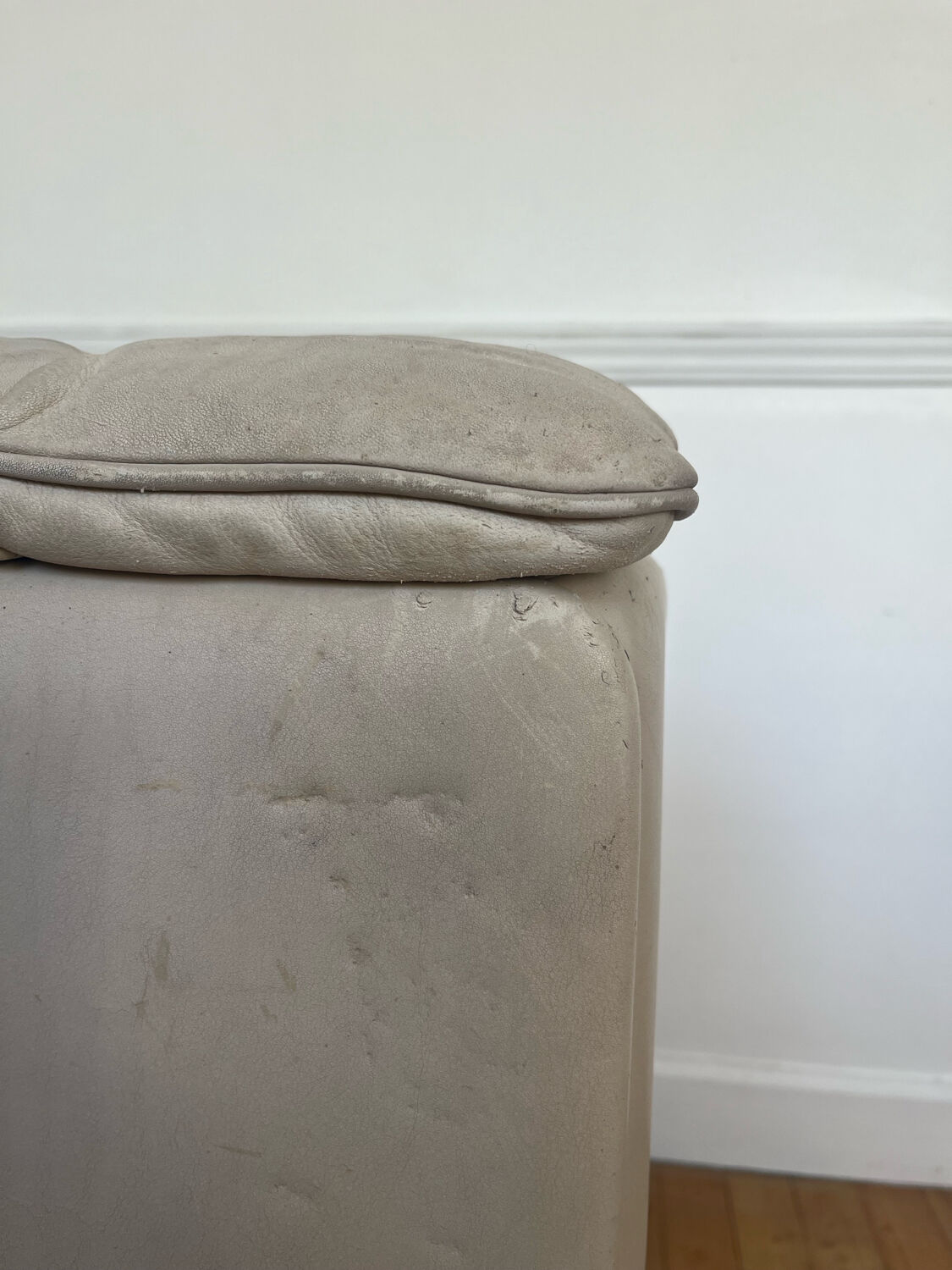 Pair of DS11 armchairs, De Sède edition, 1970.