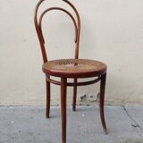 Pair of chairs Thonet n.  14 from 1861-1865, marked with a 1A label and a sun print