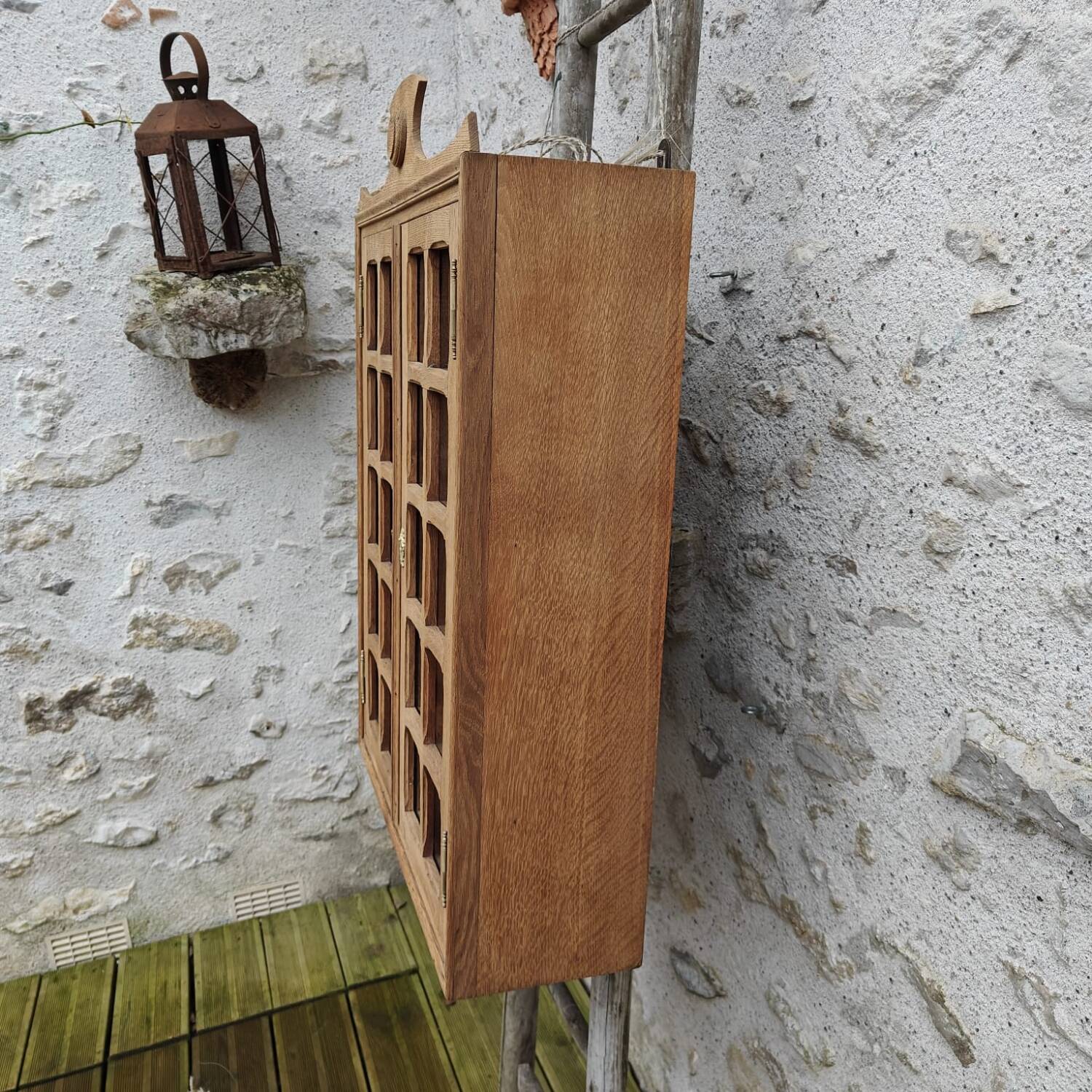 Small Parisian glass cabinet