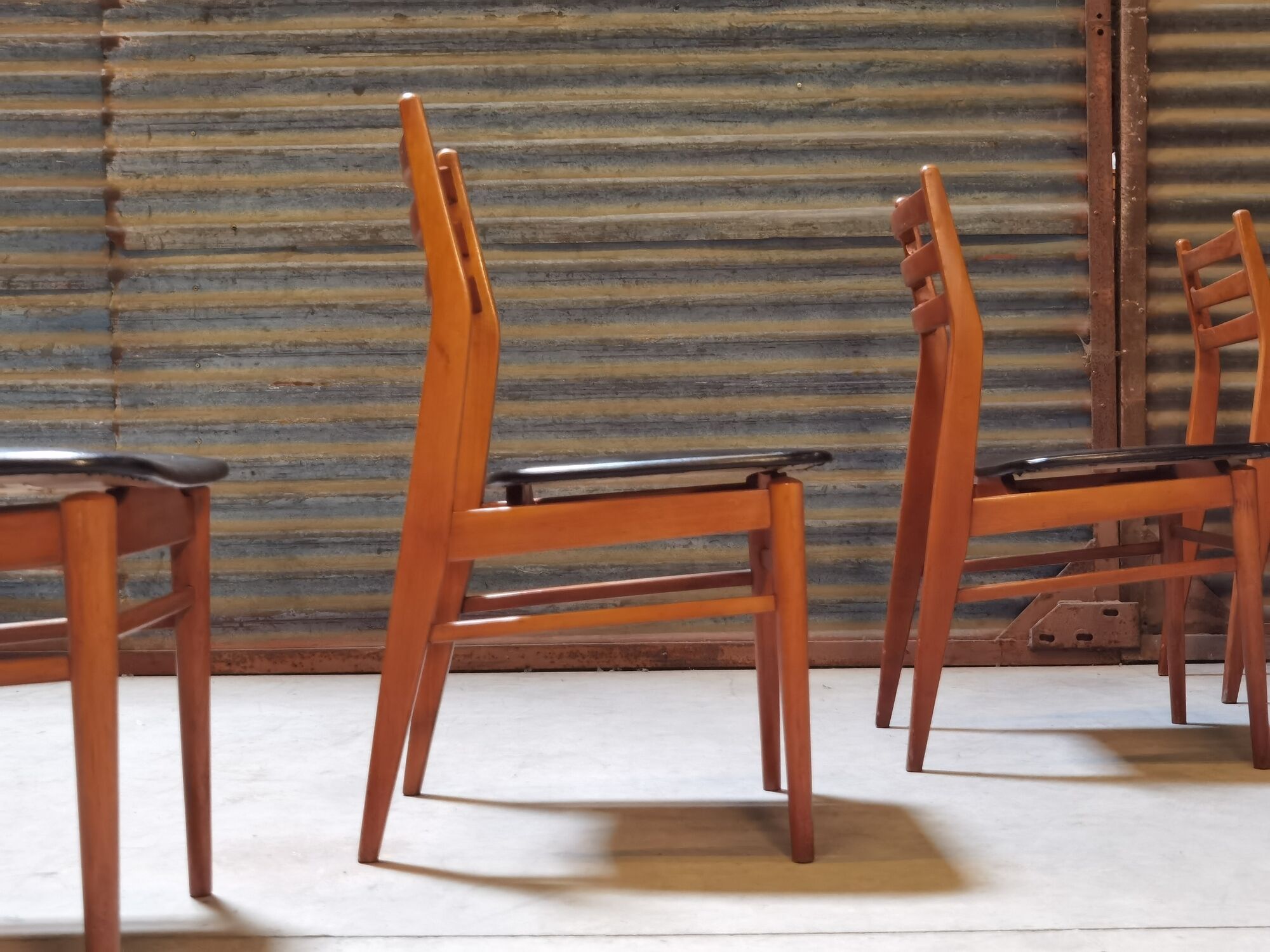 Set of 4 french chairs in scandinavian style year 60