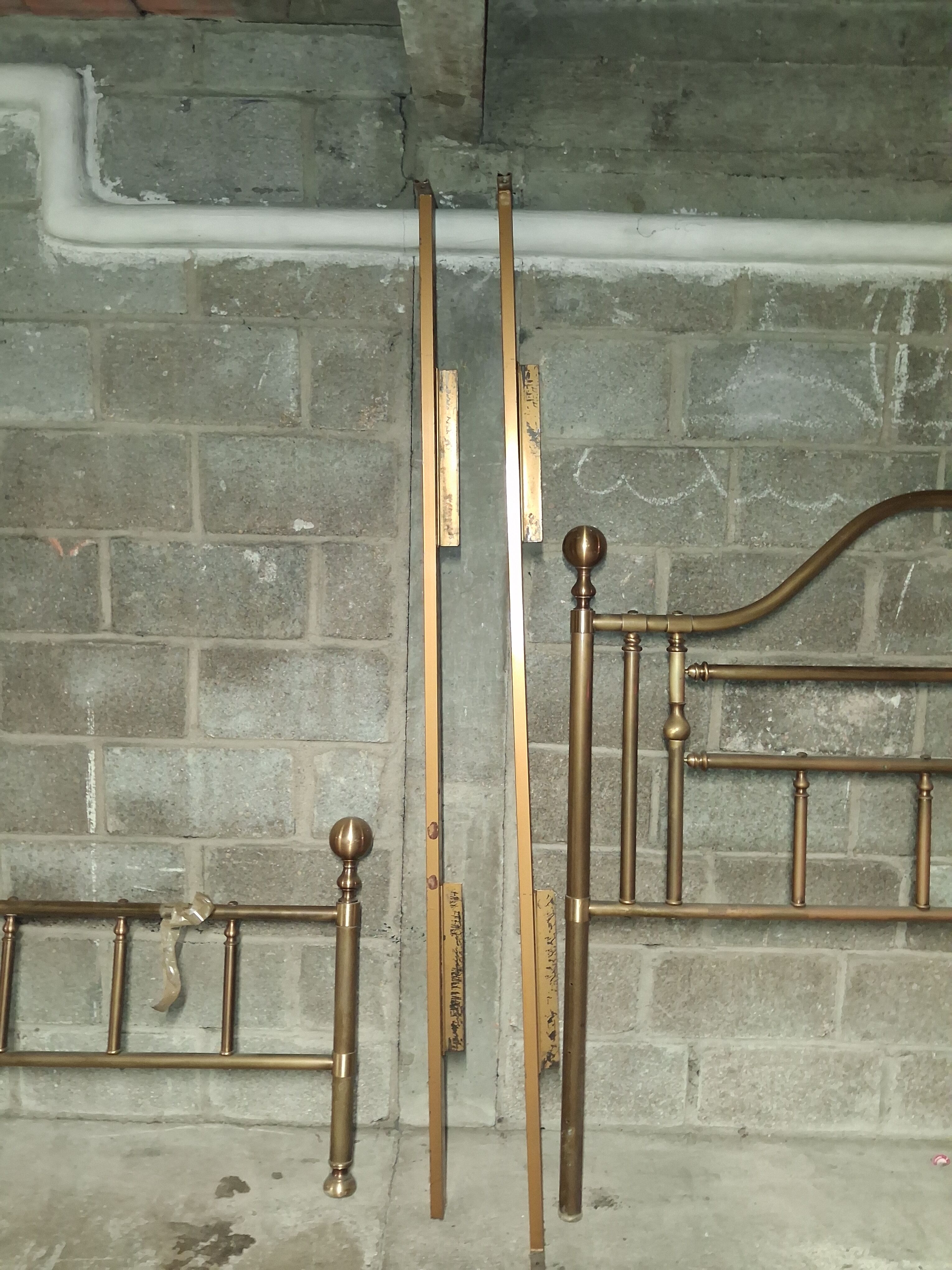 Lit 160x200 vintage Casa Riva Cantù LAITON MASSIF 1970