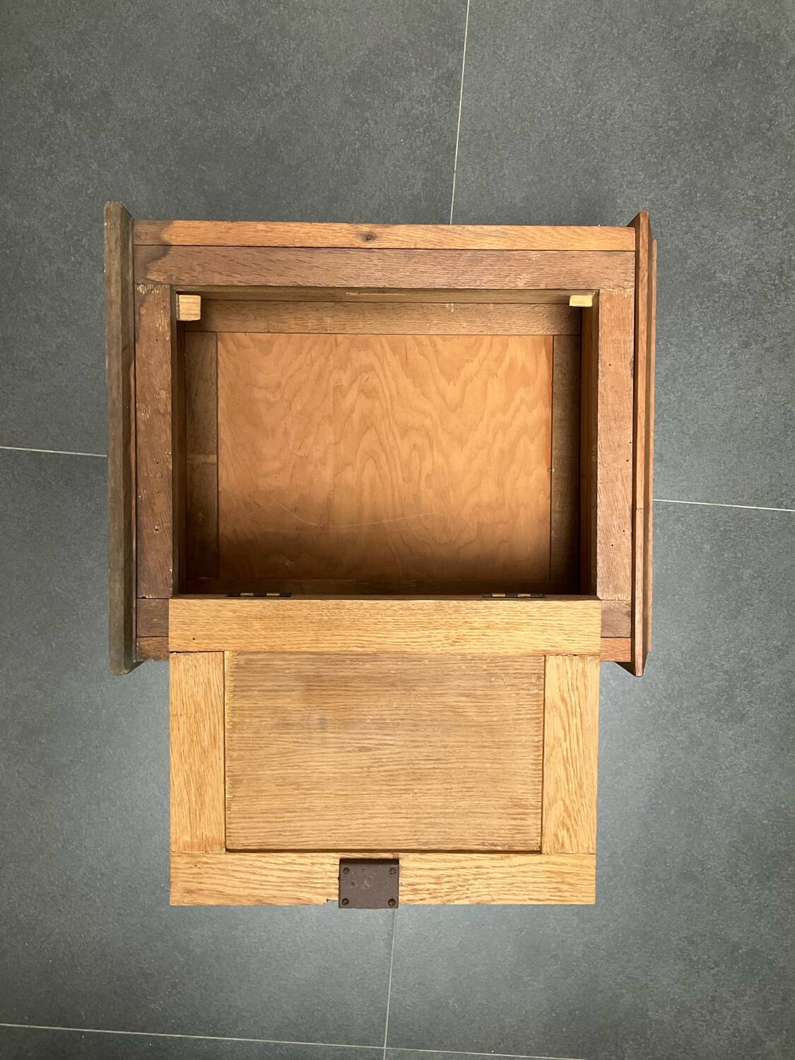 Art deco medicine cabinet