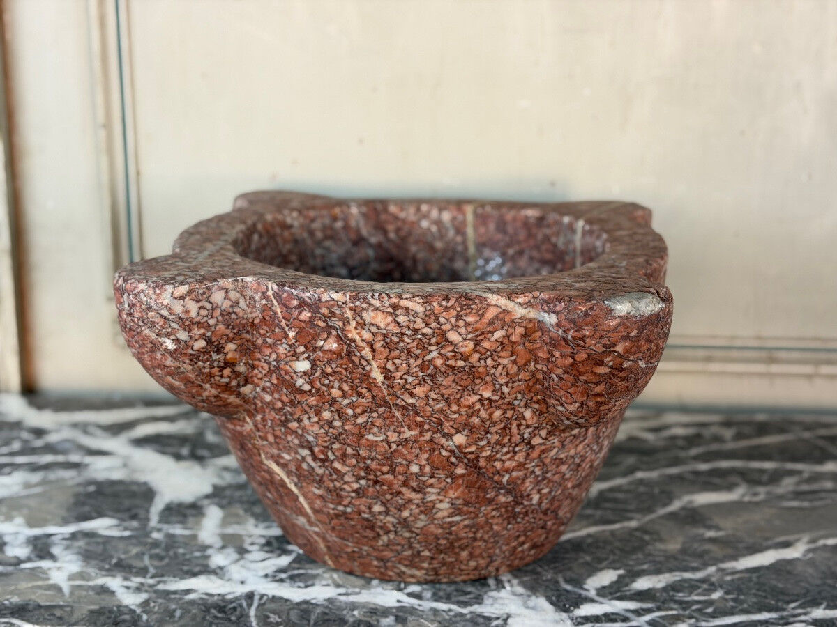 Large mortar in Phocaean pink marble, 19th century