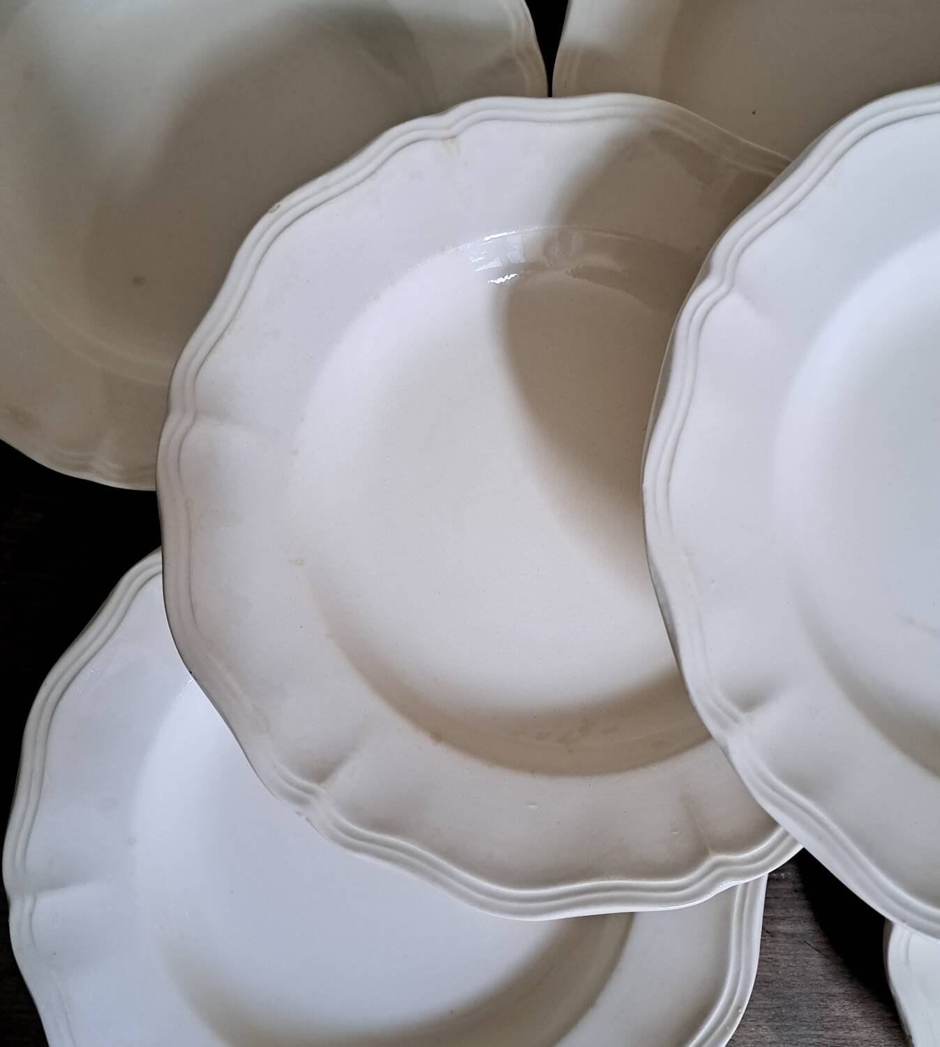 Set of 9 Sarguemines ivory soup plates
