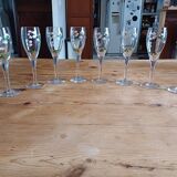 8 flutes à champagne en cristal perrier jouet