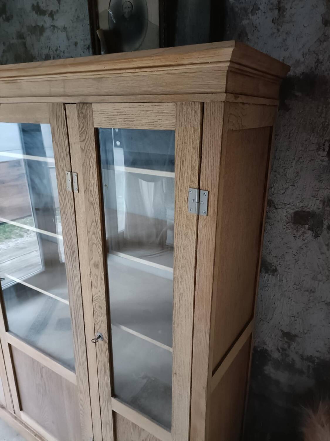 Display cabinet