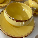 Service à café vintage. Tasses à café en faïence jaune vintage - Service à thé jaun