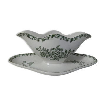 Butterfly saucière iron