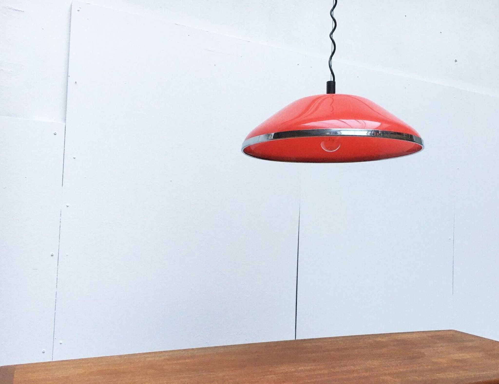 Suspension spatiale italienne de l'ère spatiale de Guzzini, années 1960