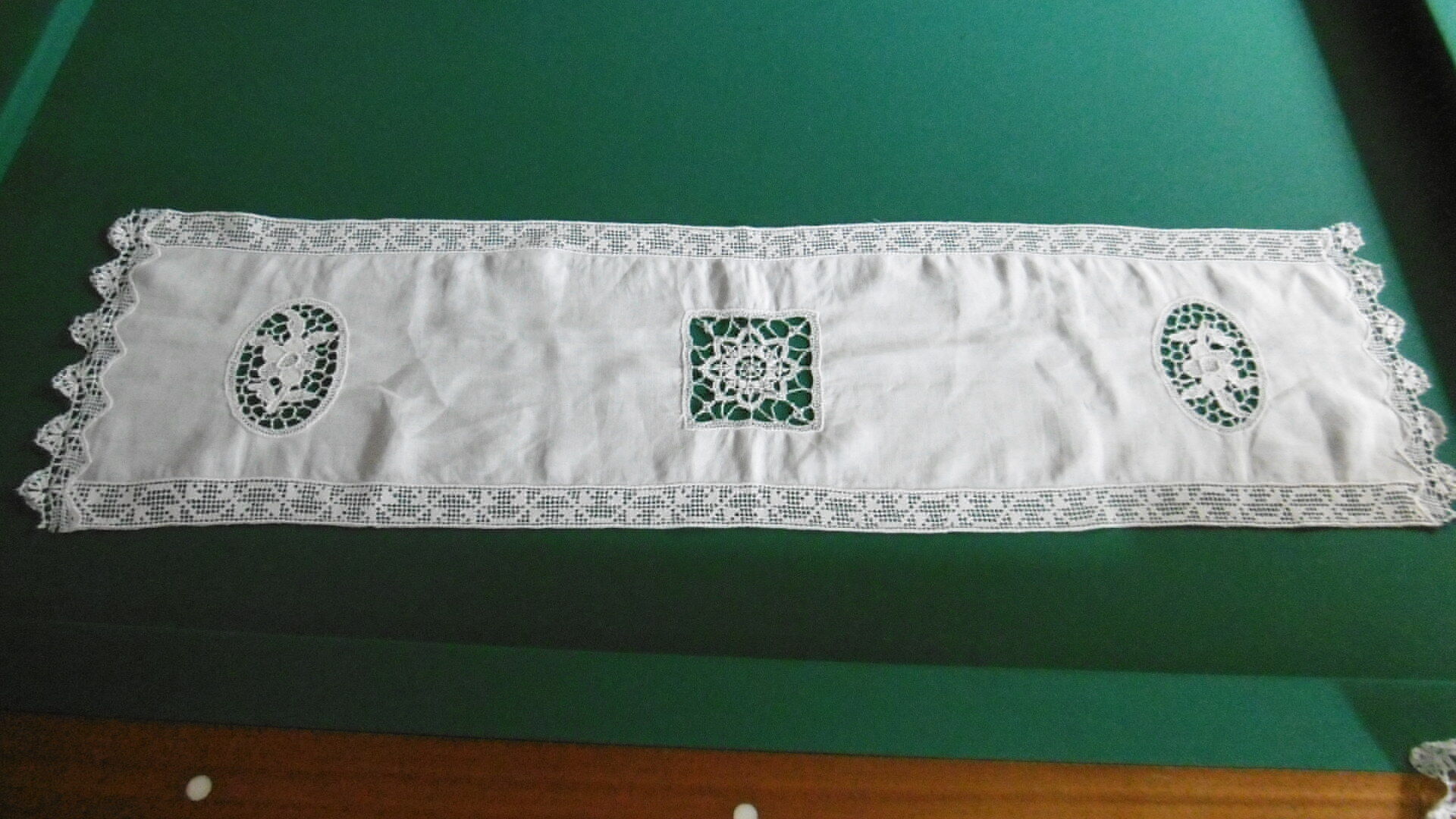 Table runner
