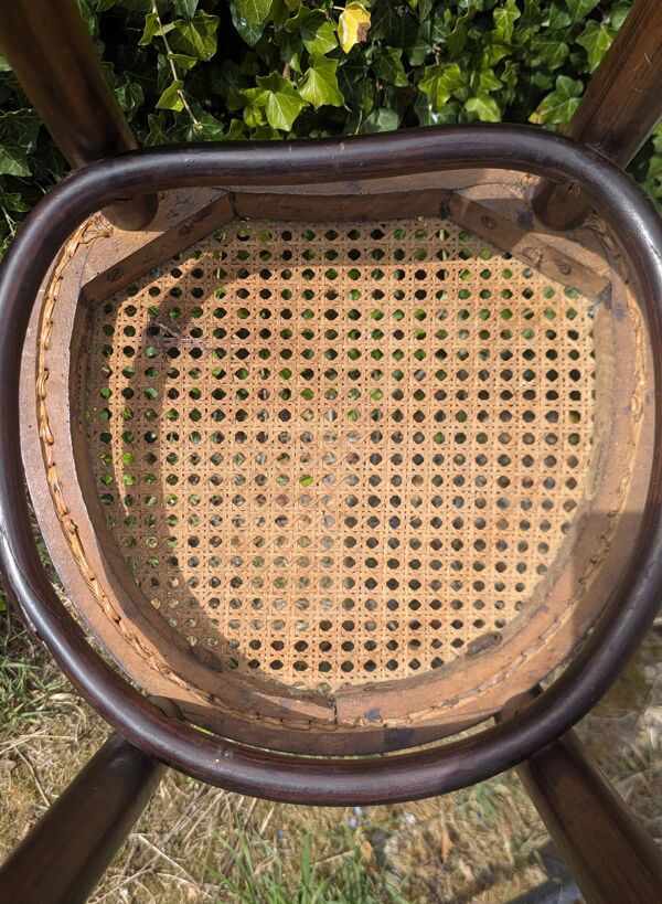Rare chaise haute cœur Thonet bois courbé