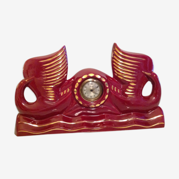 Horloge Scout en ceramique rouge bordeaux style art déco