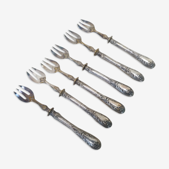 Silver metal dessert forks