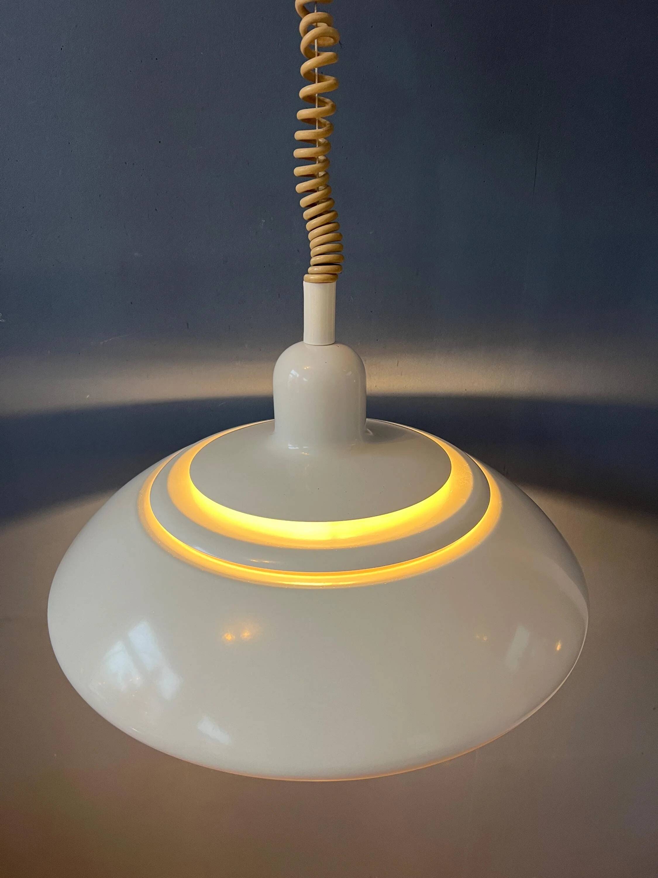 Vintage mid-century beige Dijkstra suspension