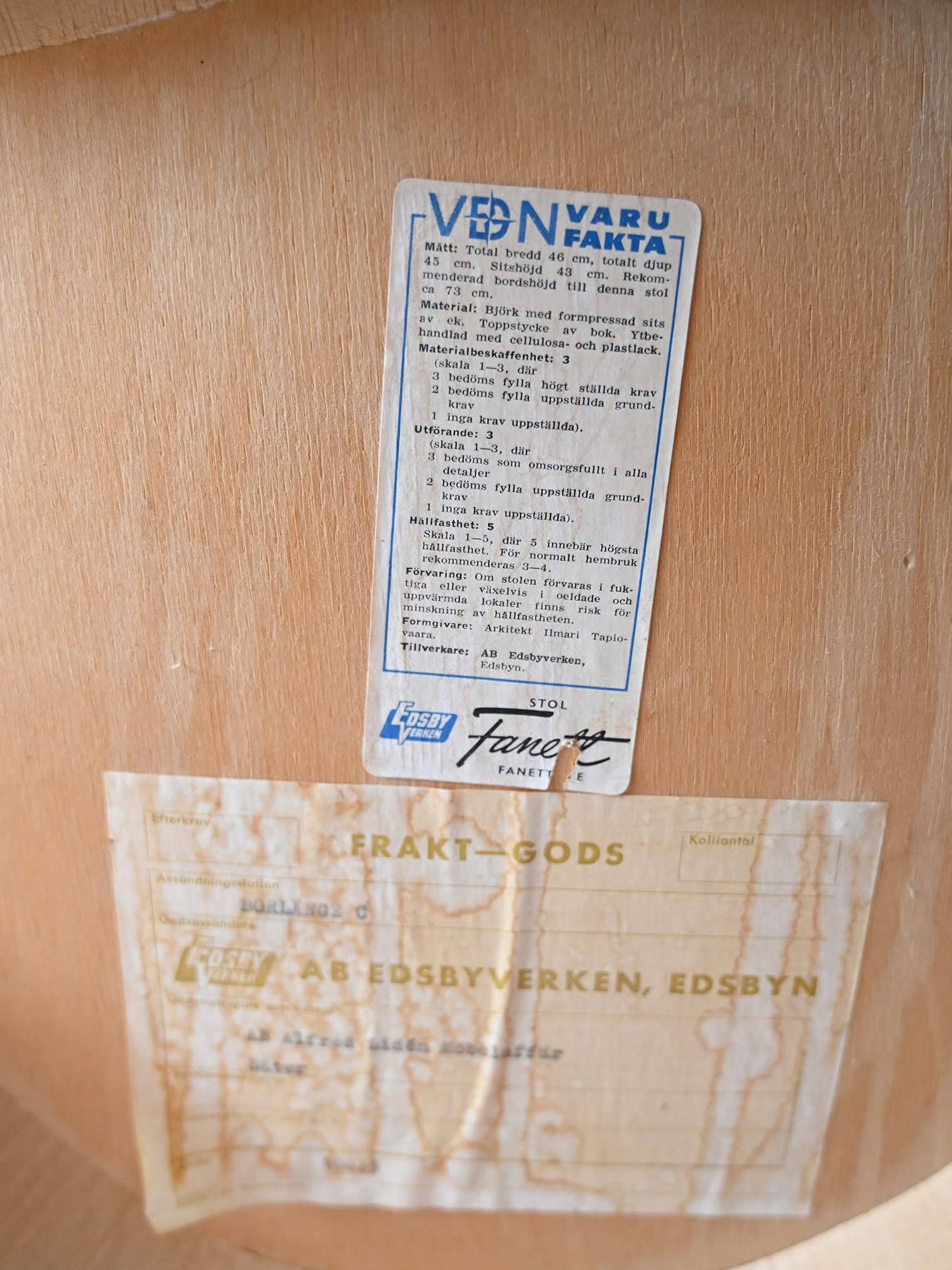 2 vintage Scandinavian chairs