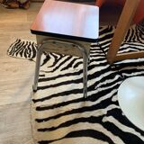 Formica shoeshine stool