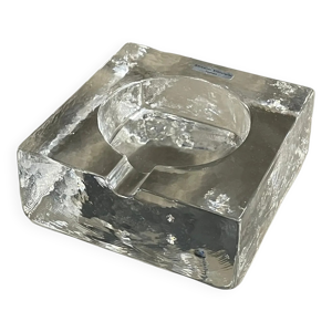 Cendrier en cristal pressé