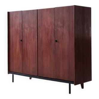 Armoire du milieu du siècle