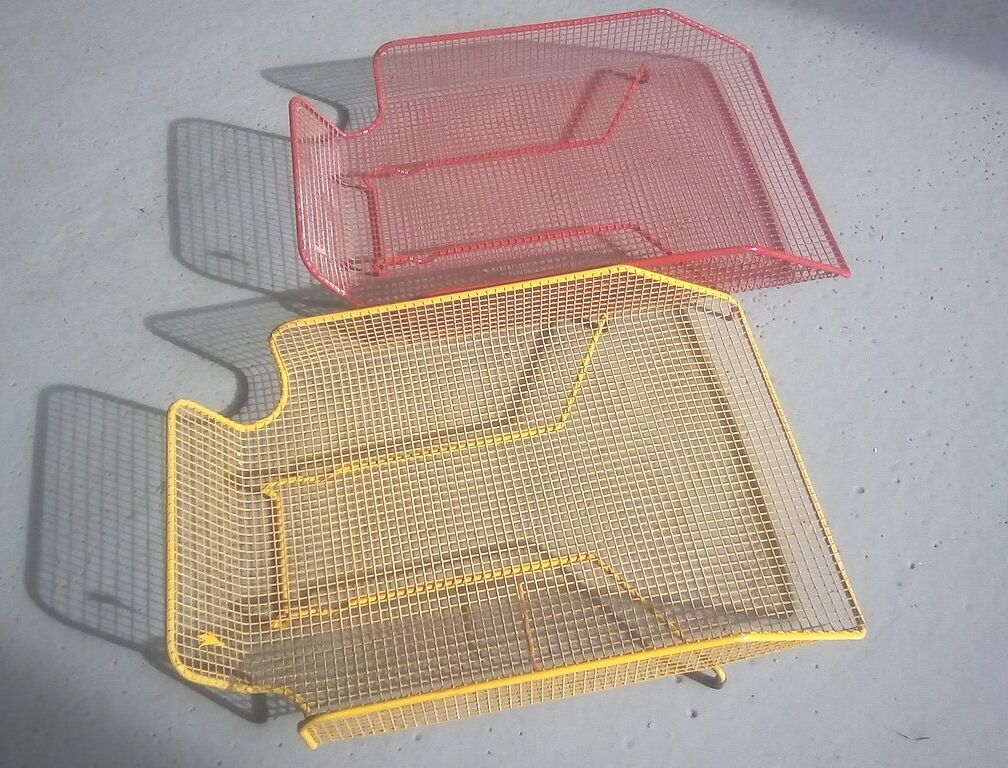 2 metal baskets 80's